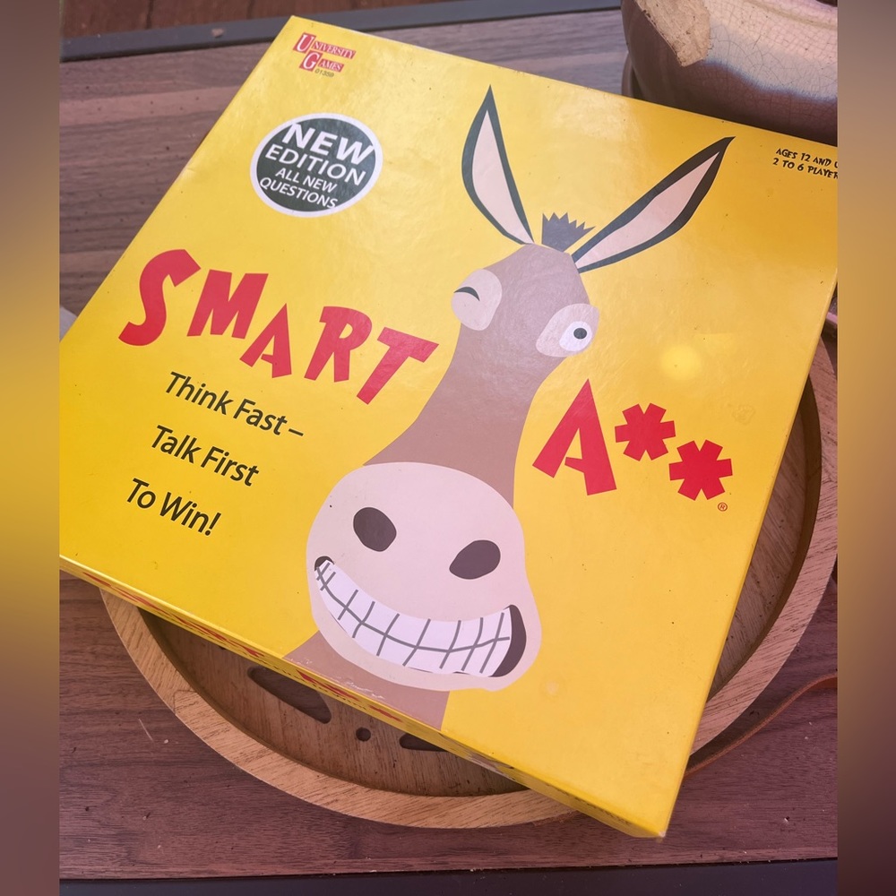 Smart Ass family game Think fast be the first one to answer NWOT